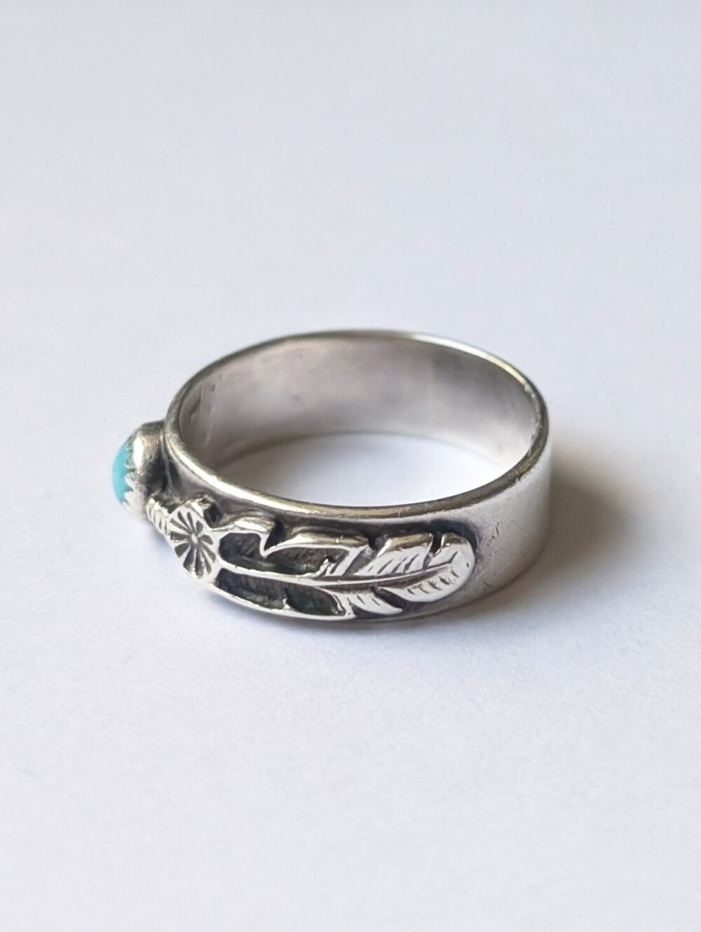 Running Bear Native American sterling silver turquoise ring feather flower band - Picture 3 of 6